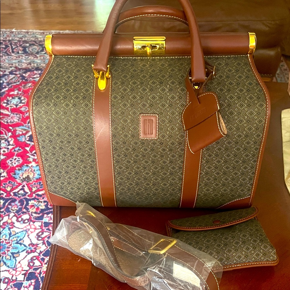 Vintage Elegant Hartman Wings Ladies Cosmetic/Travel Case